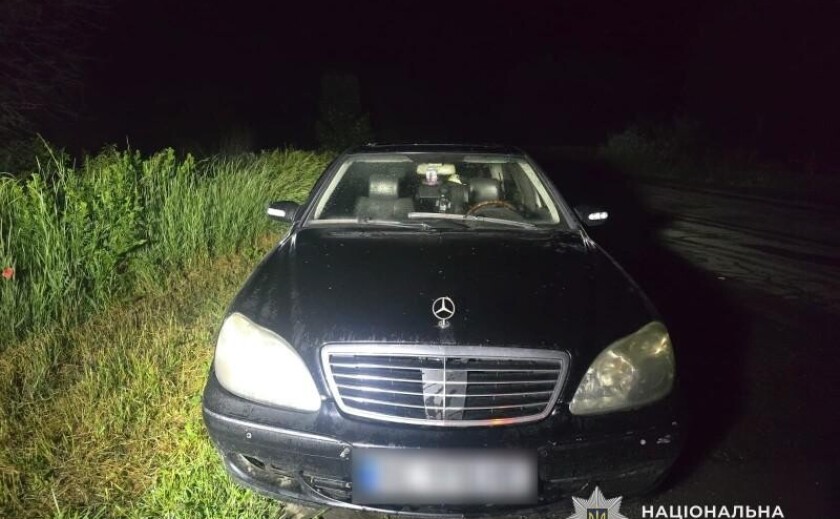 Викрав Mercedes у знайомого та поїхав до Дніпра: на Дніпропетровщині чоловіку повідомили про підозру