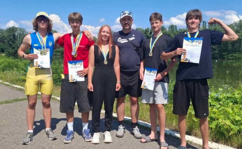 Веслувальники з Кам’янського вибороли медалі чемпіонату області