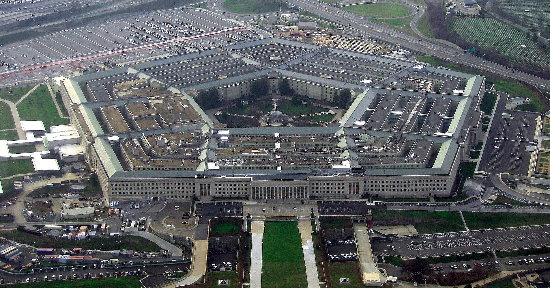 Пентагон визнав відставання США від України у виробництві бойових дронів