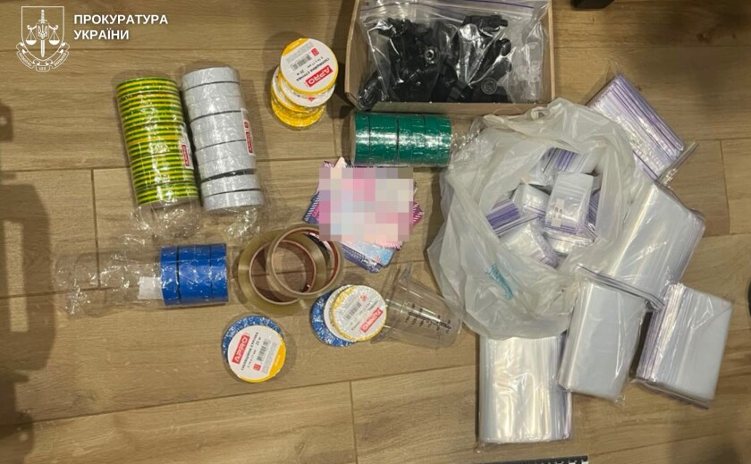 У Дніпрі затримали чоловіка з 3,2 кг A-PVP, заховавану у гідроакумуляторі