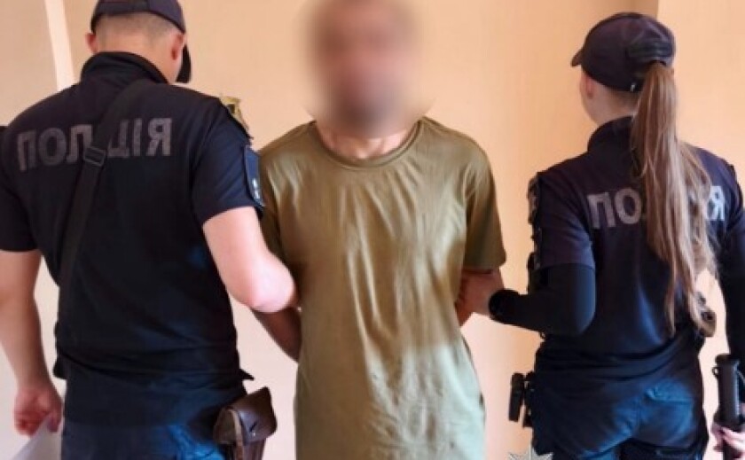 У Дніпрі поліцейські затримали чоловіка, якого підозрюють в умисному вбивстві