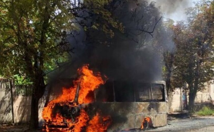 Внаслідок обстрілу Нікополя загинув водій автобуса