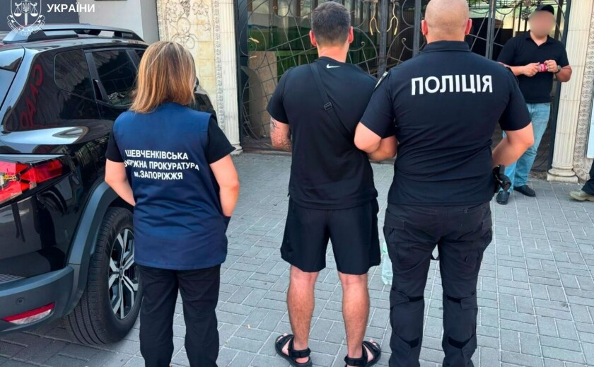 У Запоріжжі чоловікам за $6000 обіцяли фіктивну роботу та виїзд за кордон