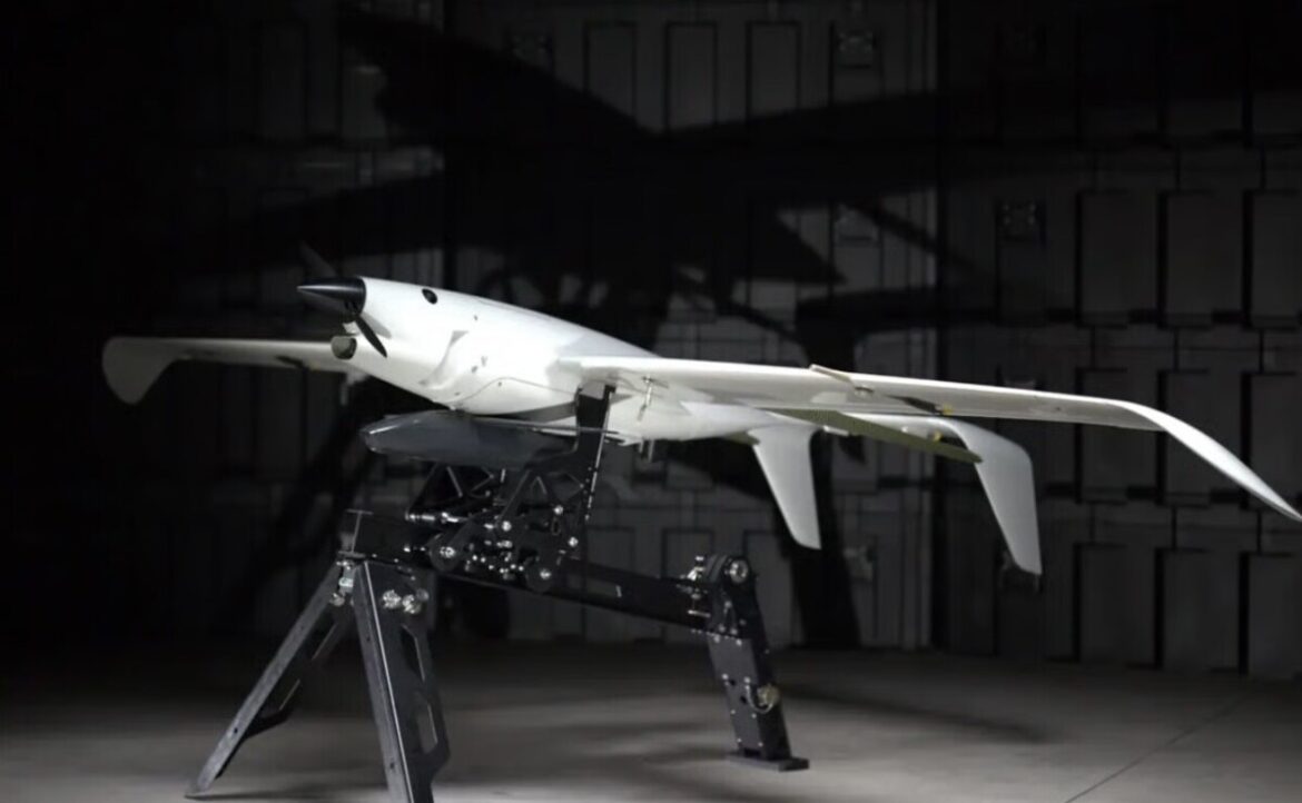 ЗСУ отримали український дрон Stormbird, який може запускати баражуючі FPV-боєприпаси