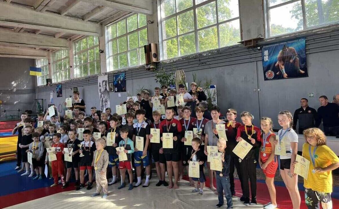Криворізькі сумоїсти вибороли 26 медалей на чемпіонаті області